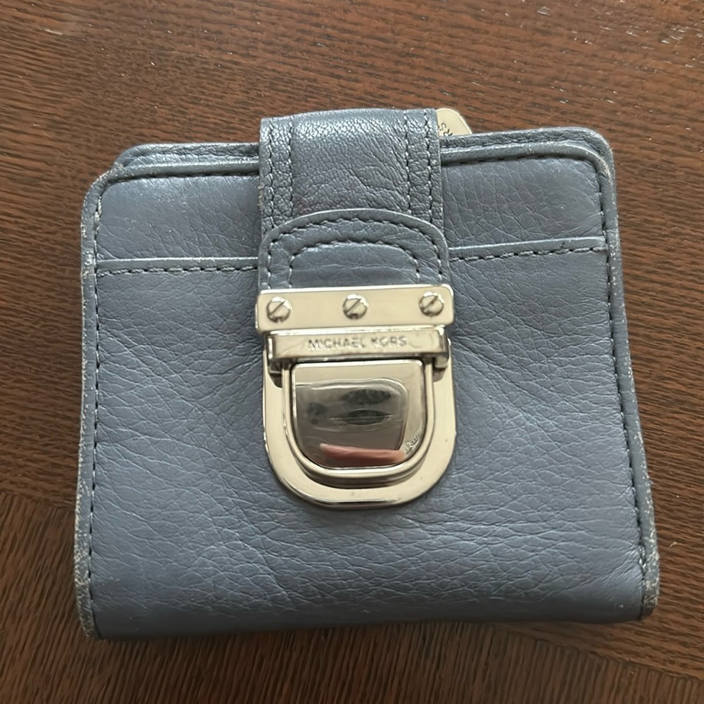 Micheal Kors - Small Wallet